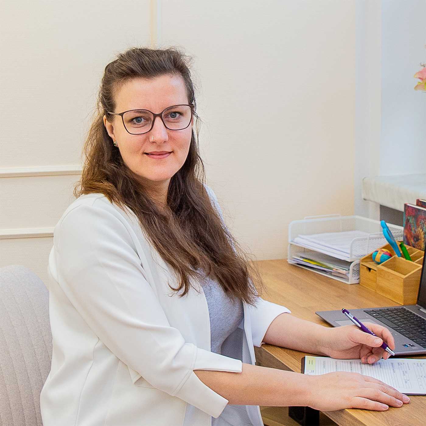 Kontakt Julia Häring